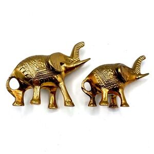 Vintage Brass Elephant Pair Ornate Detailed Figurines Home Decor India